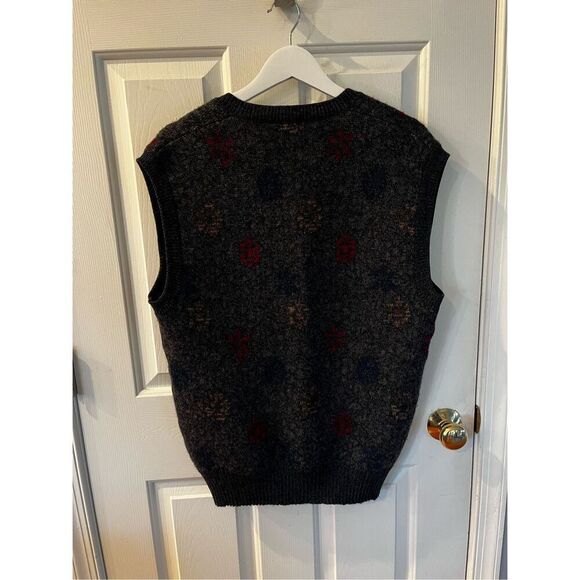 Tricots St. Raphael 100% Virgin Wool Gray Print Vest sz XL EUC - Picture 6 of 7